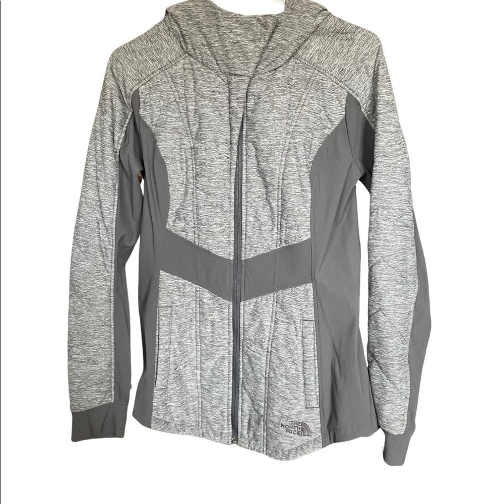 North Face Grey jacket / wind breaker
